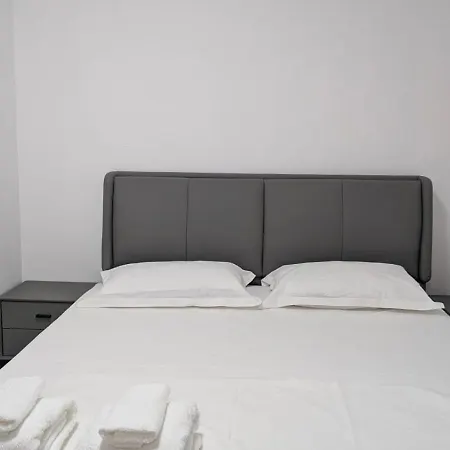 Apart Otel Kastriotet-hotel